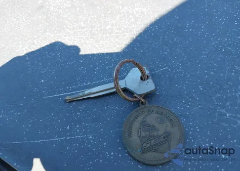 1989 Isuzu Trooper Ii из США, поврежденный, VIN JACCH58R2K8922214